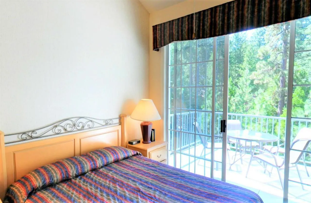 North Bay At Lake Arrowhead Hotel