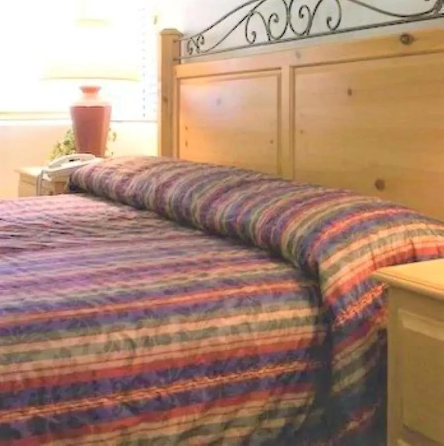 Hotel North Bay At Lake Arrowhead Blue Jay