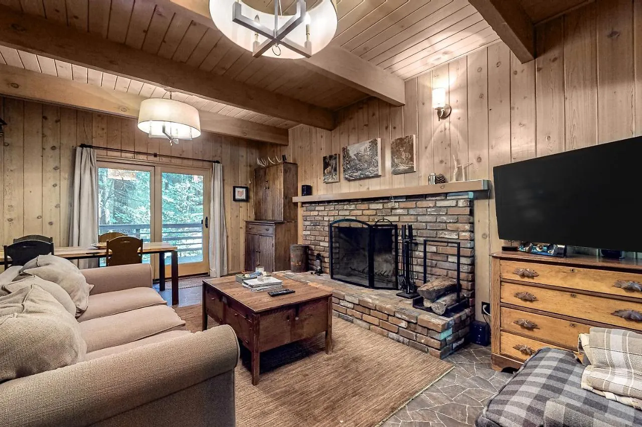 Wooded Comfort * Lake Arrowhead