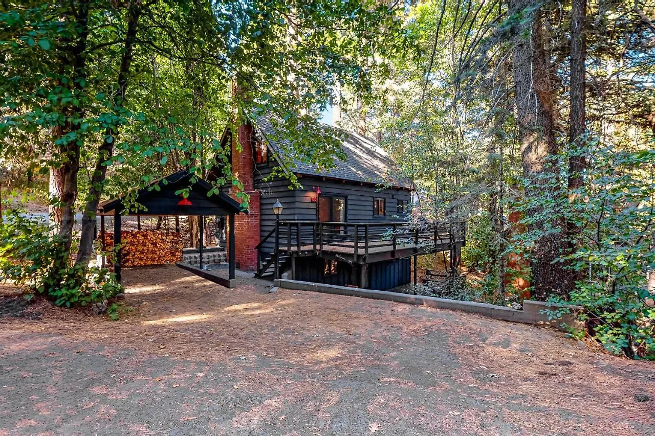Wooded Comfort * Lake Arrowhead
