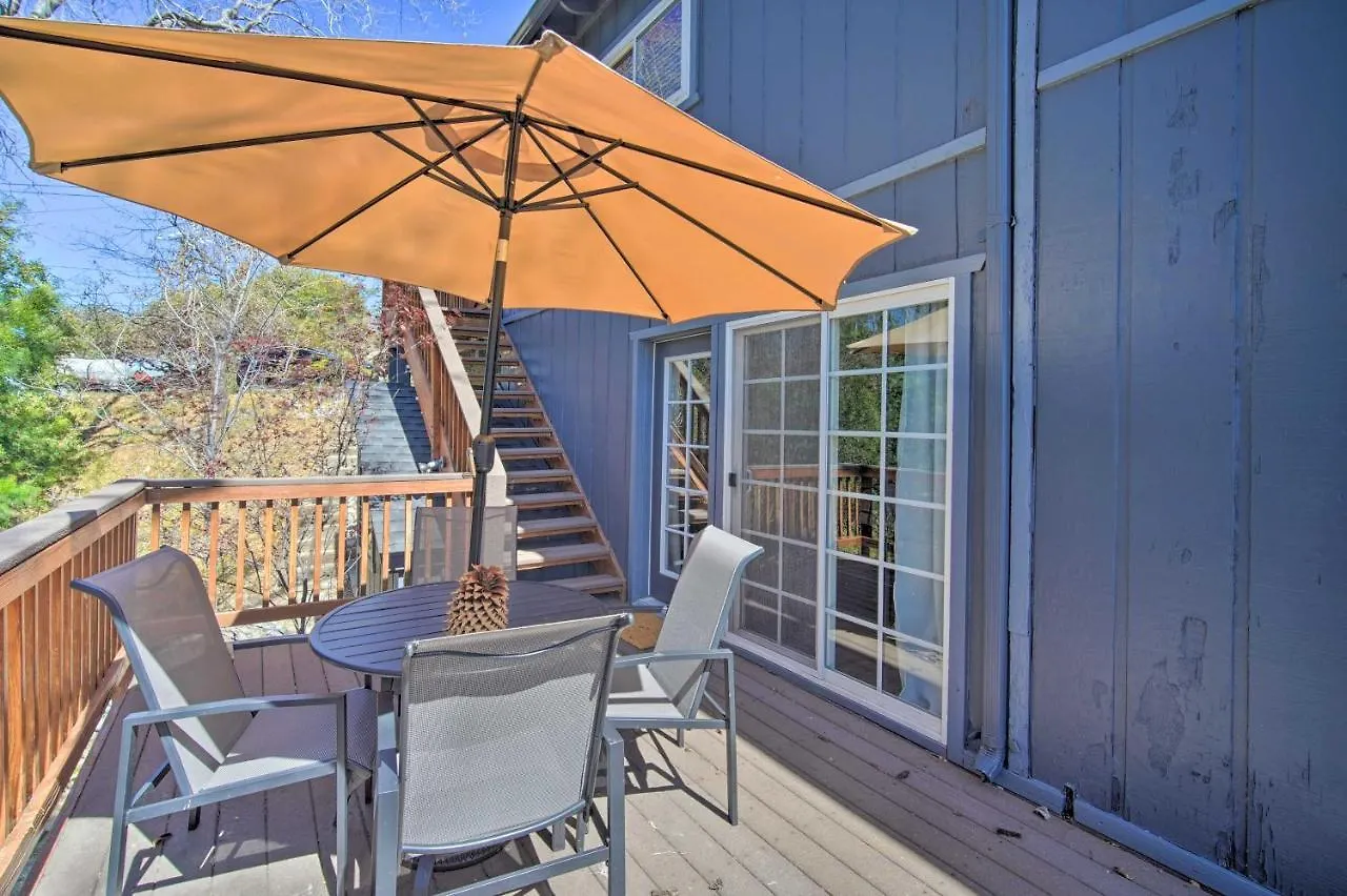 Holiday home Stunning Arrowhead Decks And Hot Tub *