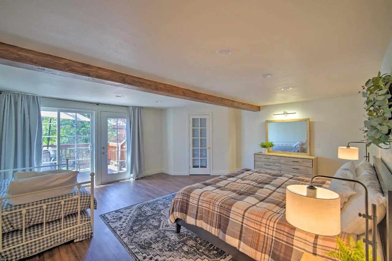 Stunning Arrowhead Decks And Hot Tub * Lake Arrowhead