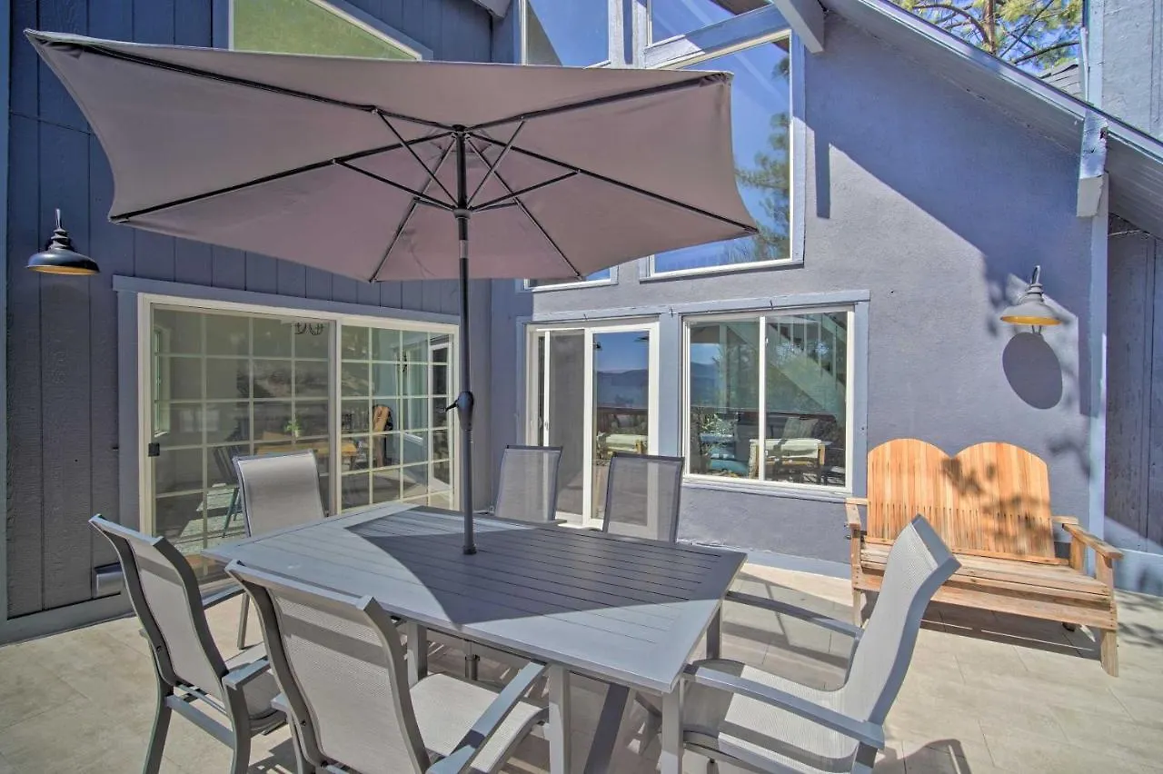 Holiday home Stunning Arrowhead Decks And Hot Tub Lake Arrowhead