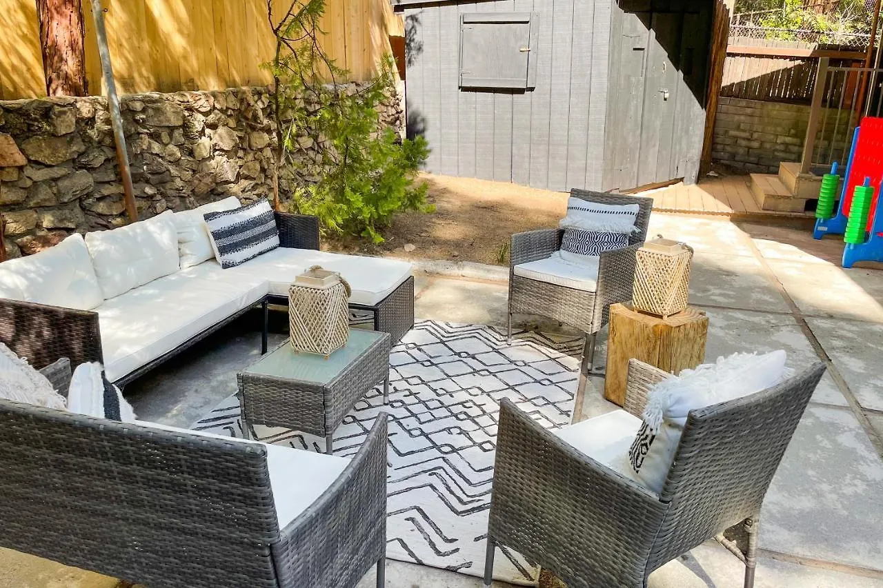 Paradise In The Palisades *