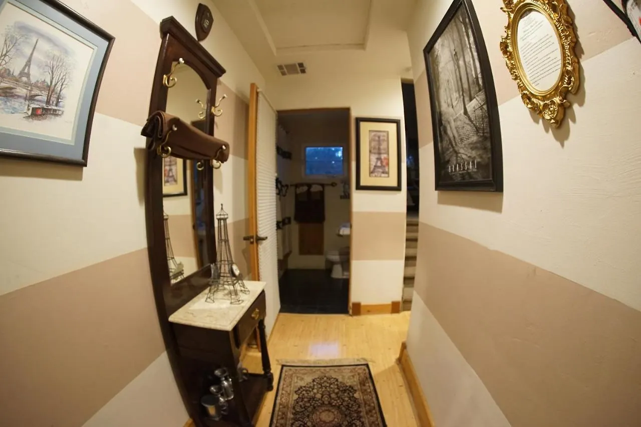 Fleur De Europeran Guest house Lake Arrowhead