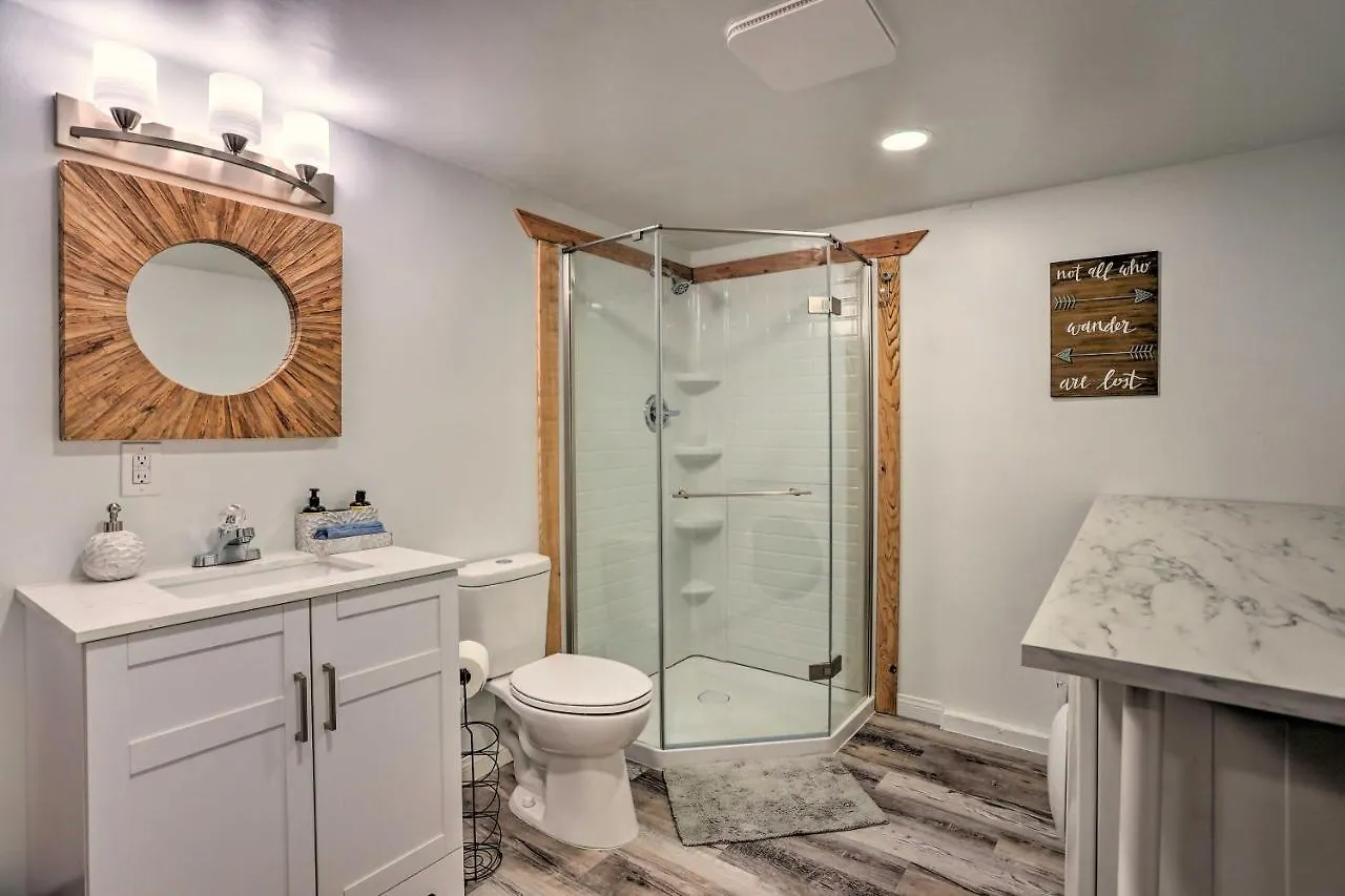 Arrowhead With Mid-century Charm! Lake Arrowhead