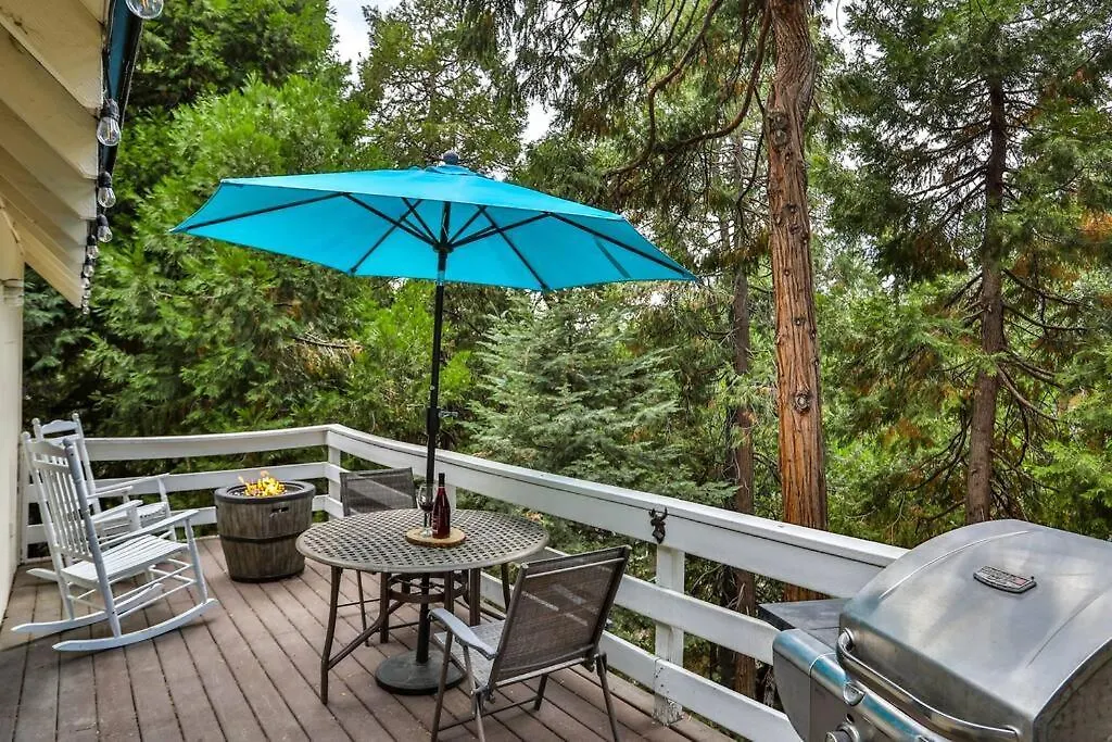 Chalet House - Arrowhead