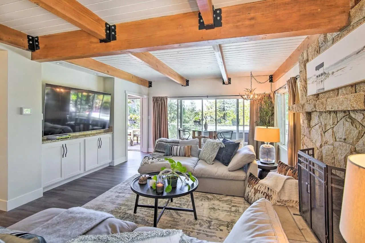 Chic House With Furnished Deck And Hot Tub! Lake Arrowhead