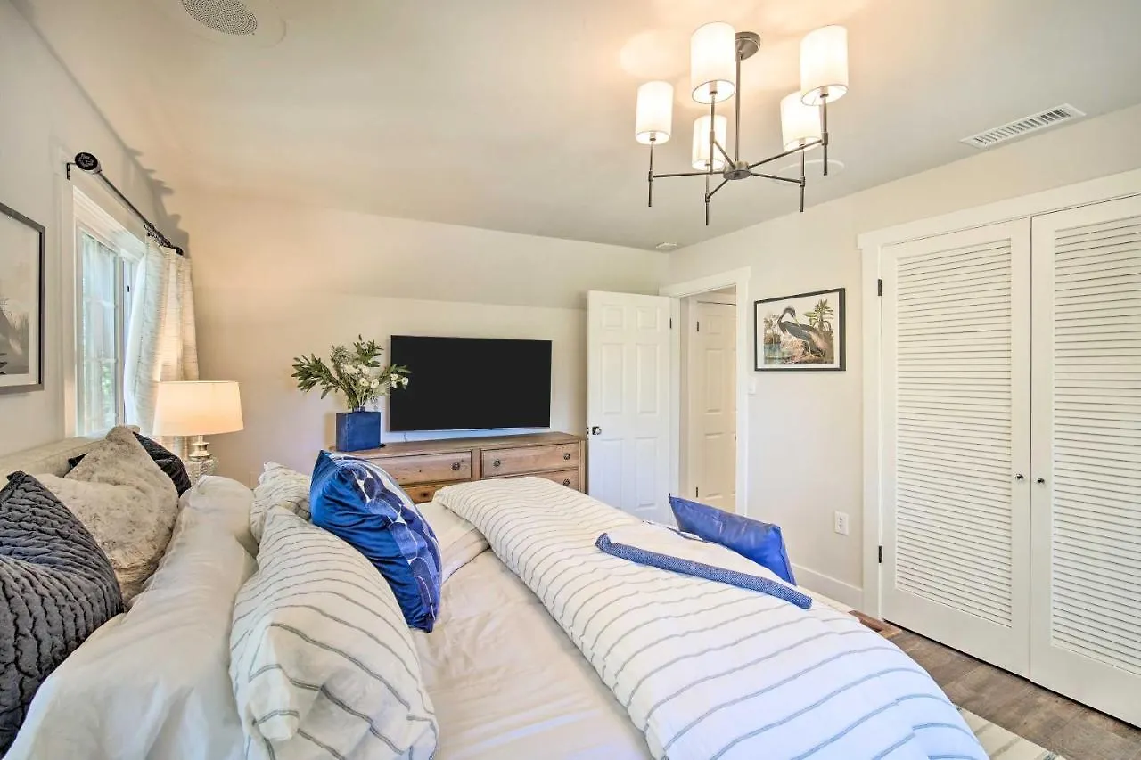 Chic House With Furnished Deck And Hot Tub! * Lake Arrowhead
