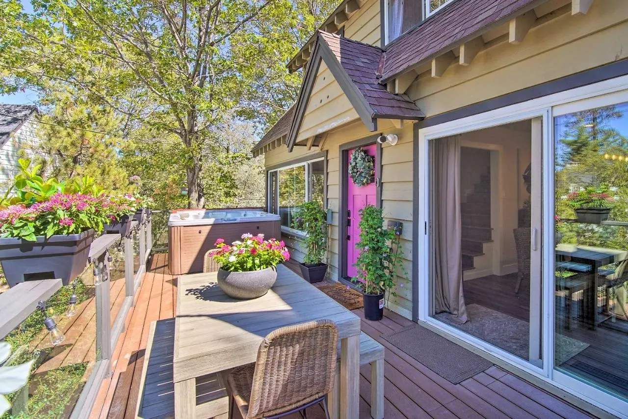 Chic House With Furnished Deck And Hot Tub! Lake Arrowhead