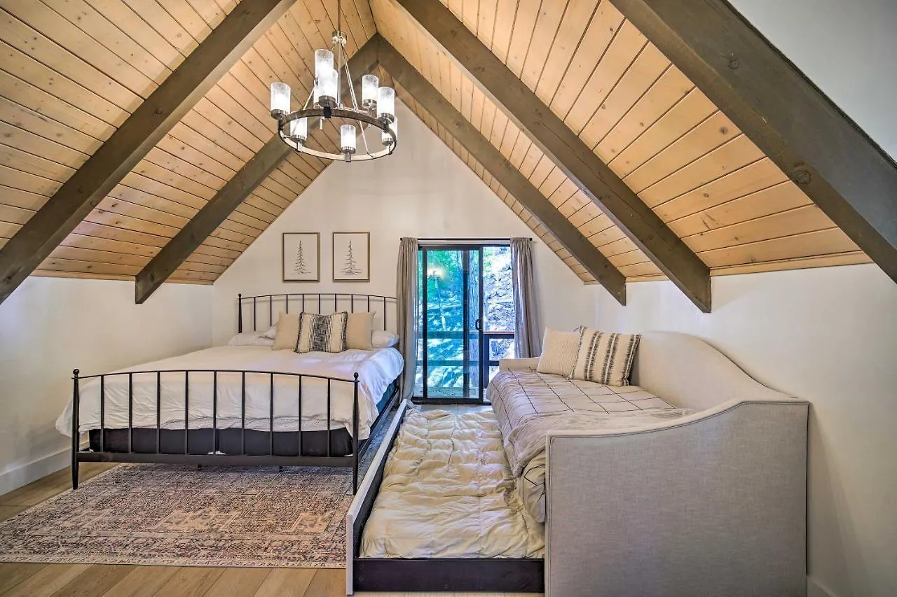 Pet-friendly Retreat With Game And Fire Pit! Holiday home