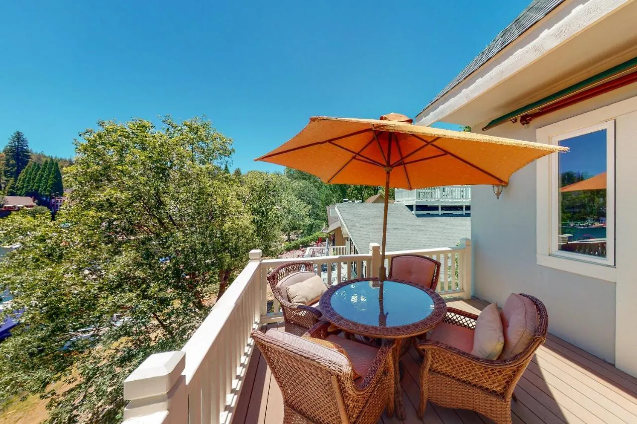 Bayfront Beauty - Main Holiday home *