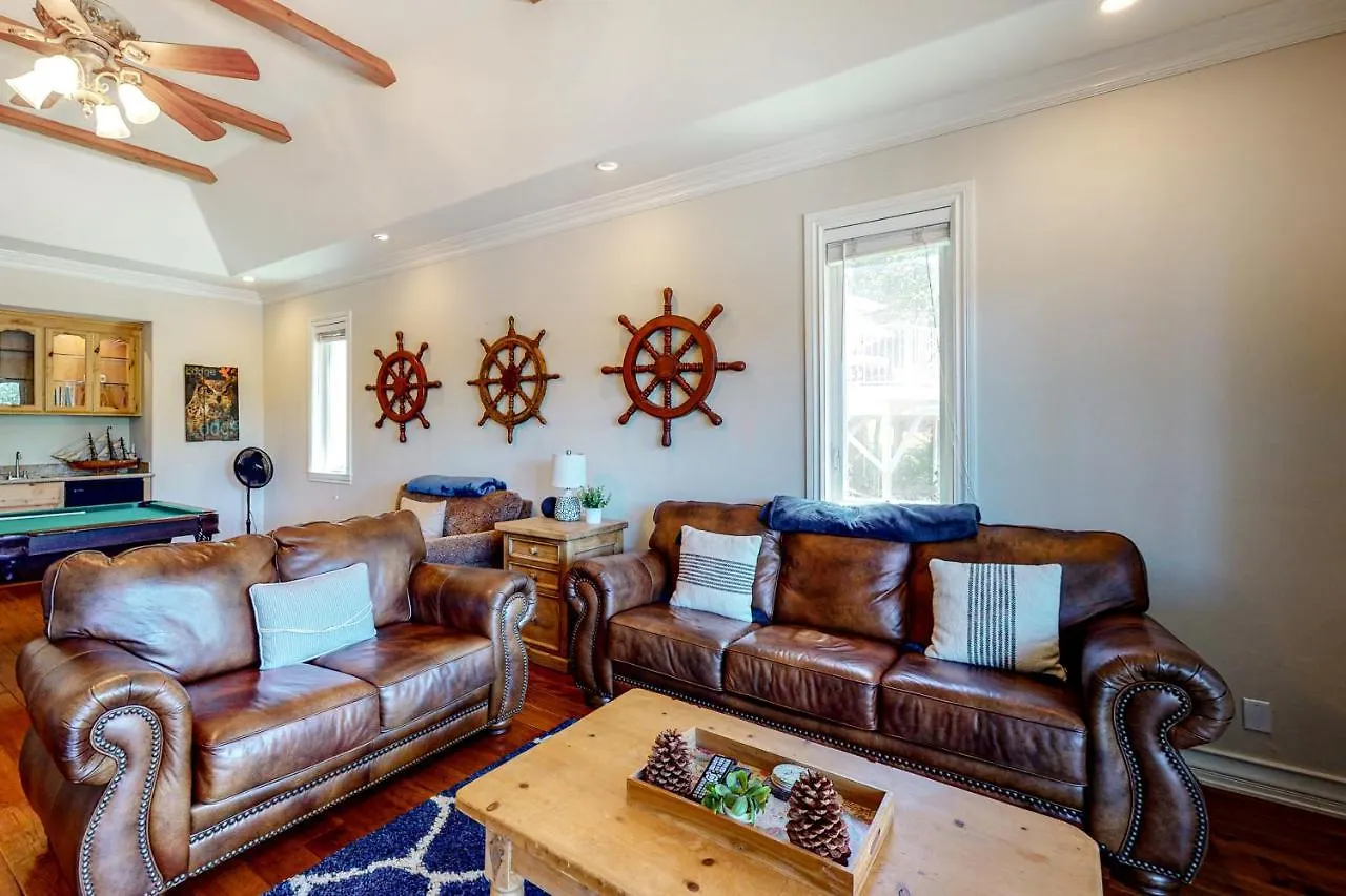 Bayfront Beauty - Main *