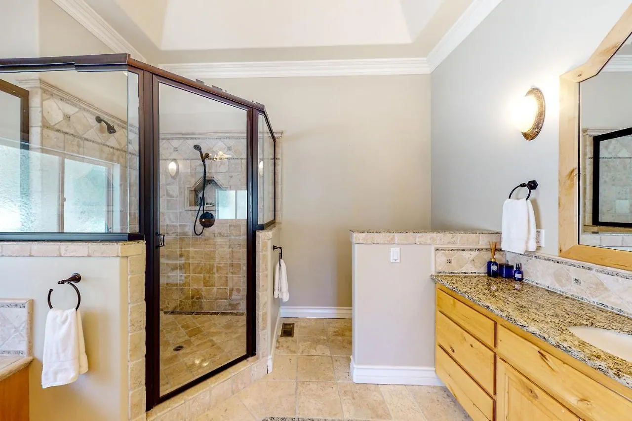 Bayfront Beauty - Main Holiday home Lake Arrowhead