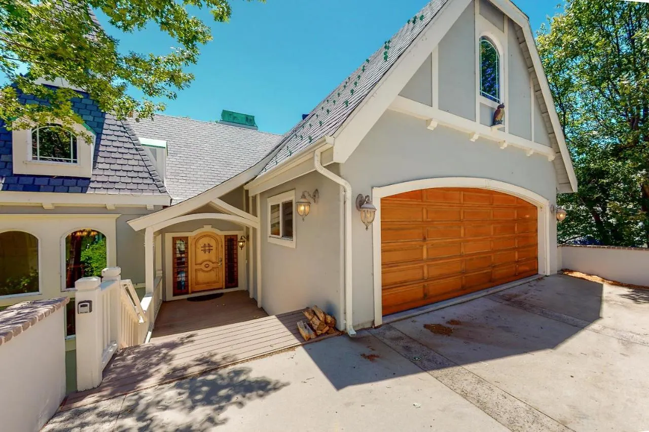 Bayfront Beauty - Main Holiday home Lake Arrowhead