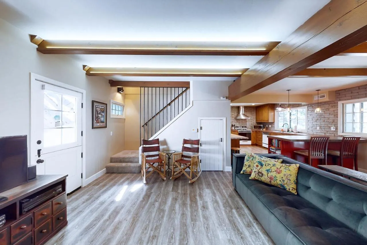 Terrace Retreat Holiday home *