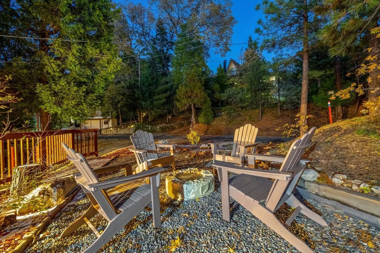 Holiday home Arrowhead Cabin-hot Tub-family Friendly-arcade-fire Pit