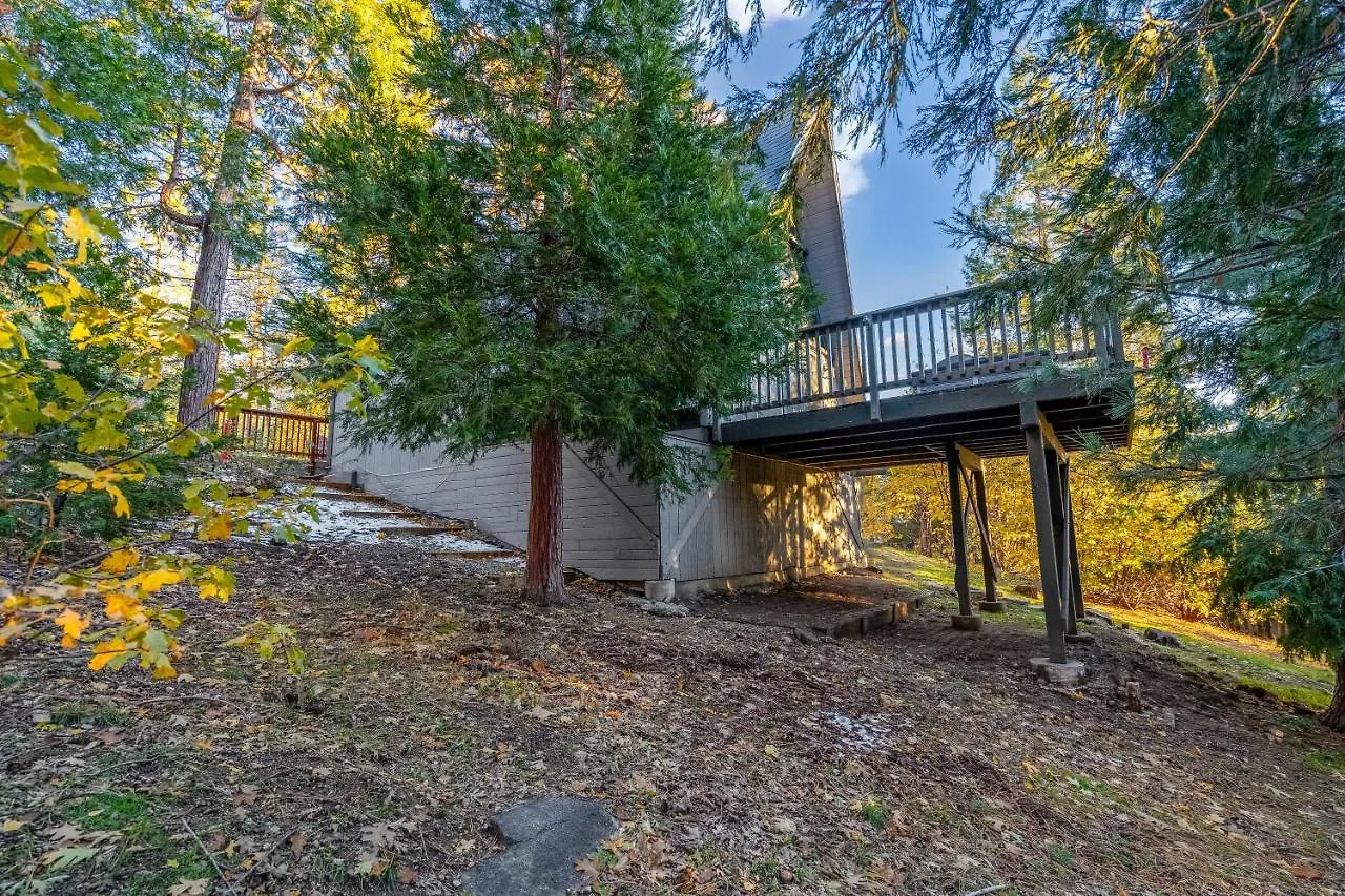 Arrowhead Cabin-hot Tub-family Friendly-arcade-fire Pit
