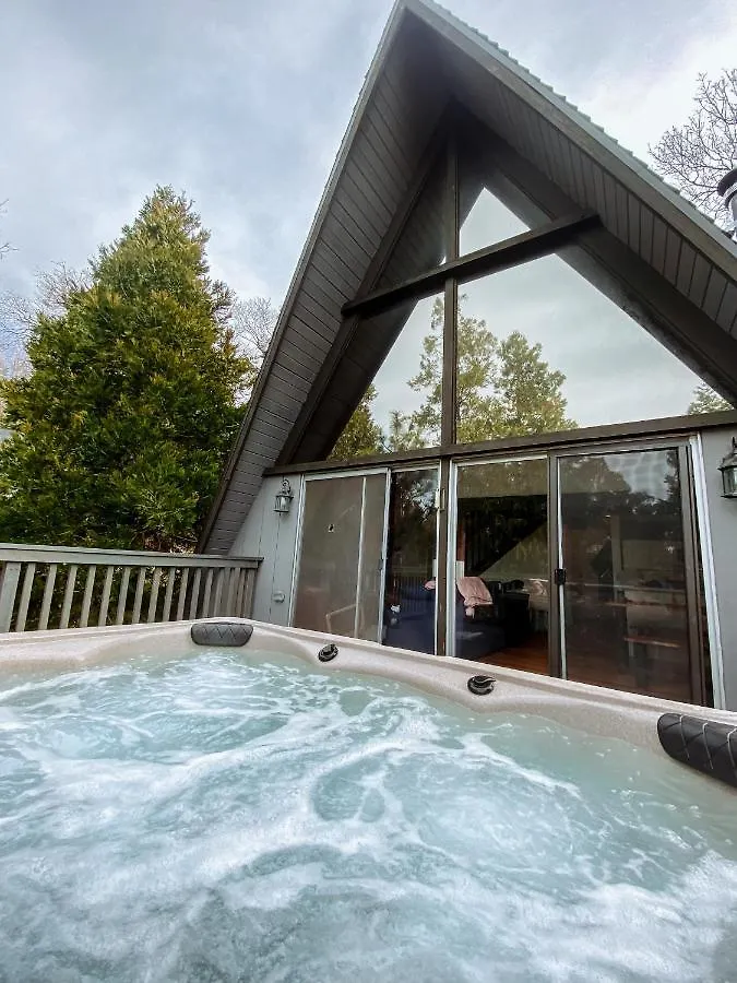 Arrowhead Cabin-hot Tub-family Friendly-arcade-fire Pit Holiday home