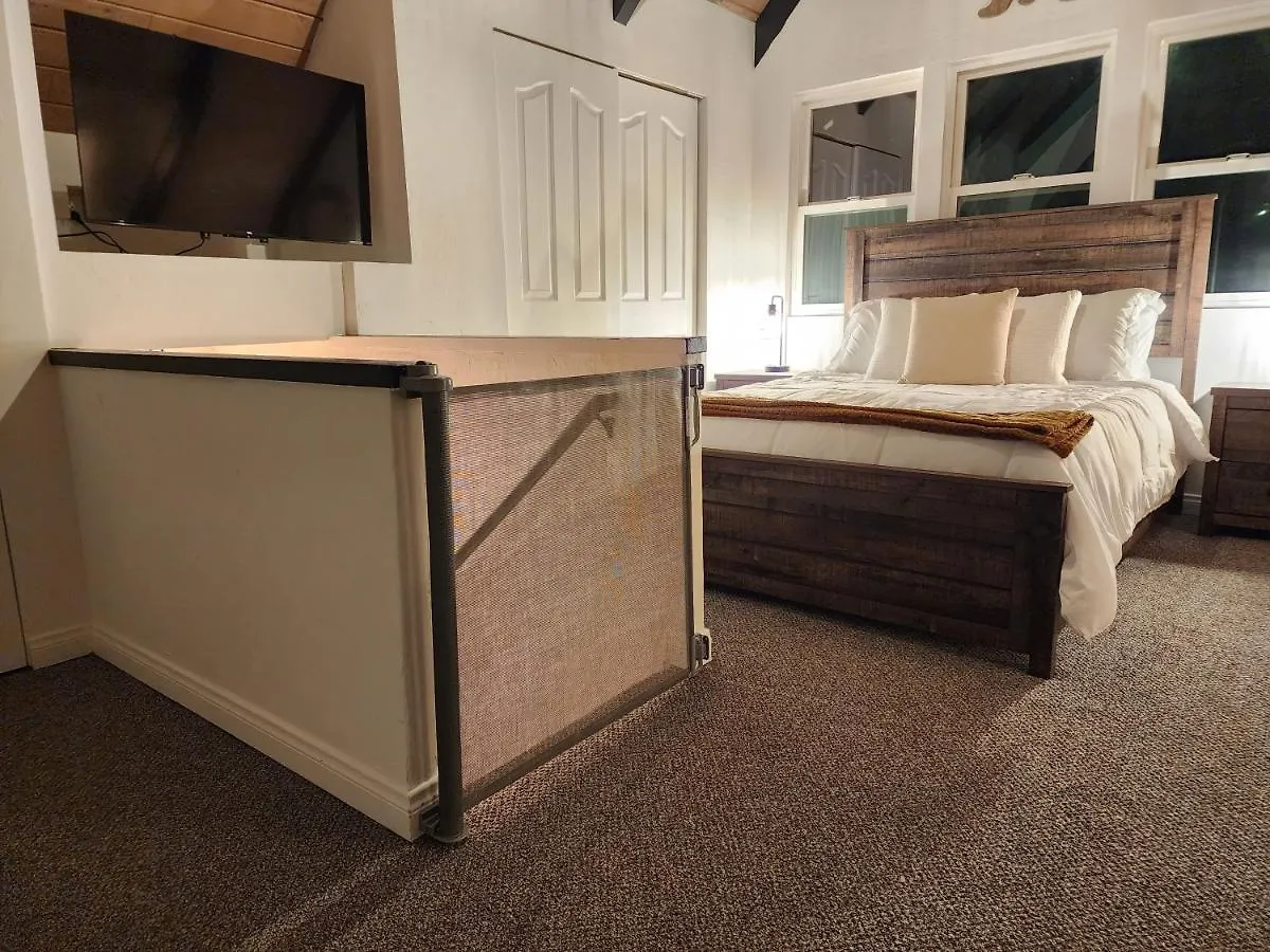 Holiday home Arrowhead Cabin-hot Tub-family Friendly-arcade-fire Pit