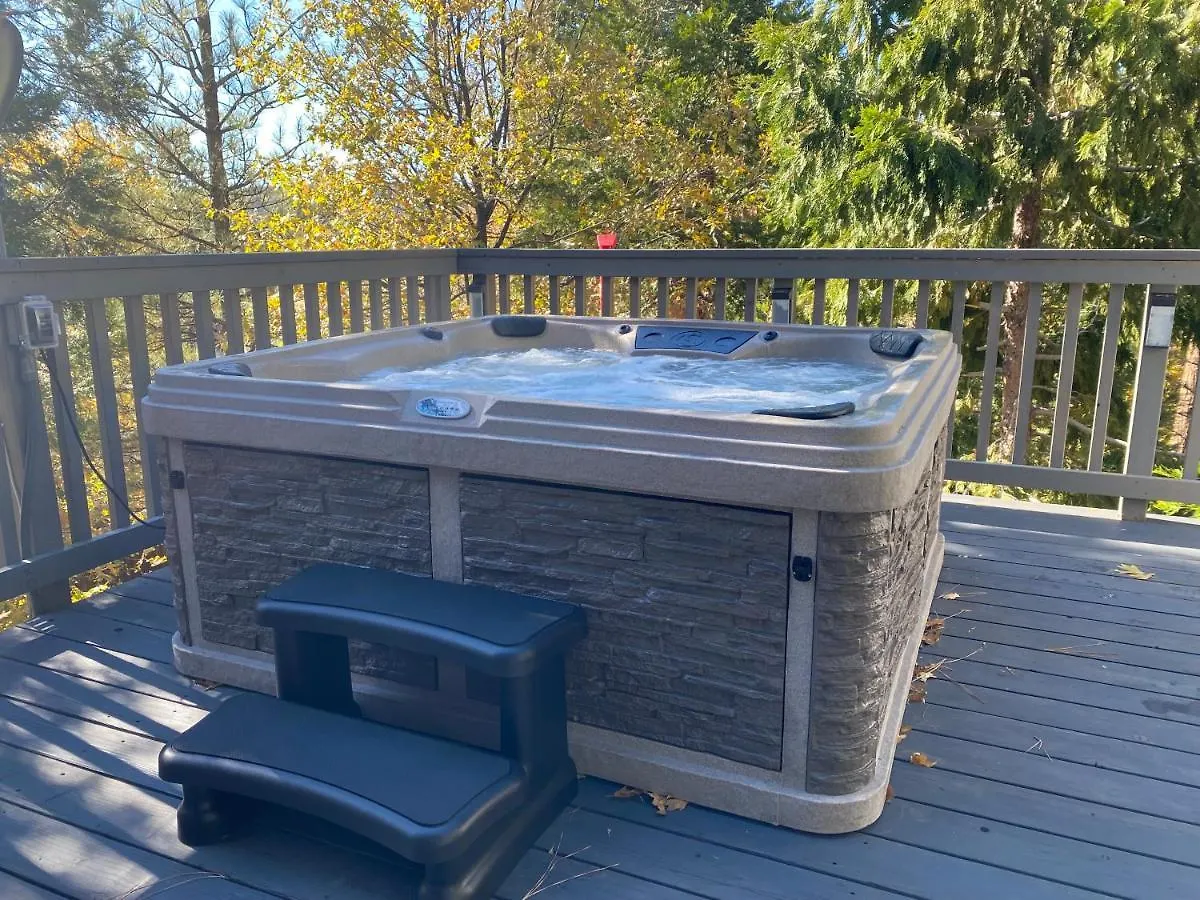 Arrowhead Cabin-hot Tub-family Friendly-arcade-fire Pit * Lake Arrowhead