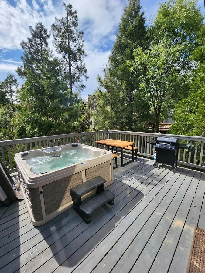 Arrowhead Cabin-hot Tub-family Friendly-arcade-fire Pit Lake Arrowhead