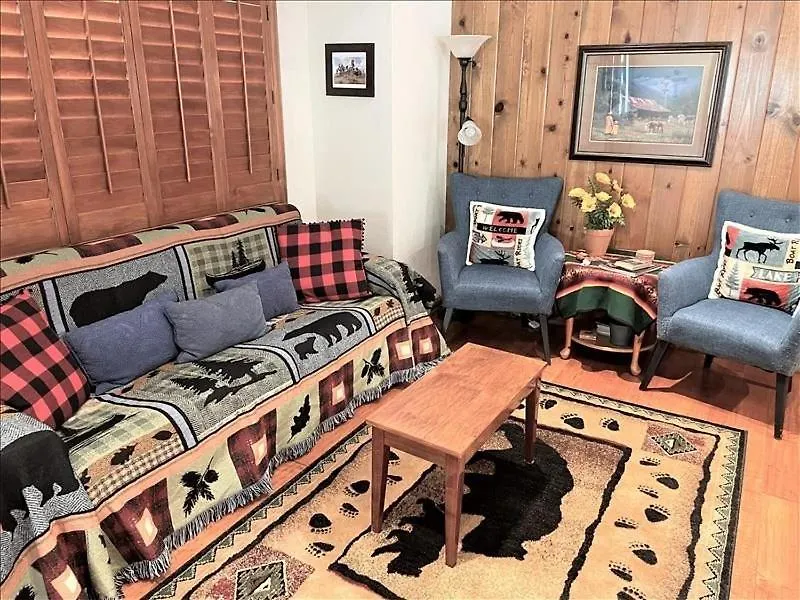 Holiday home Beautiful Mountain Home Lake Arrowhead