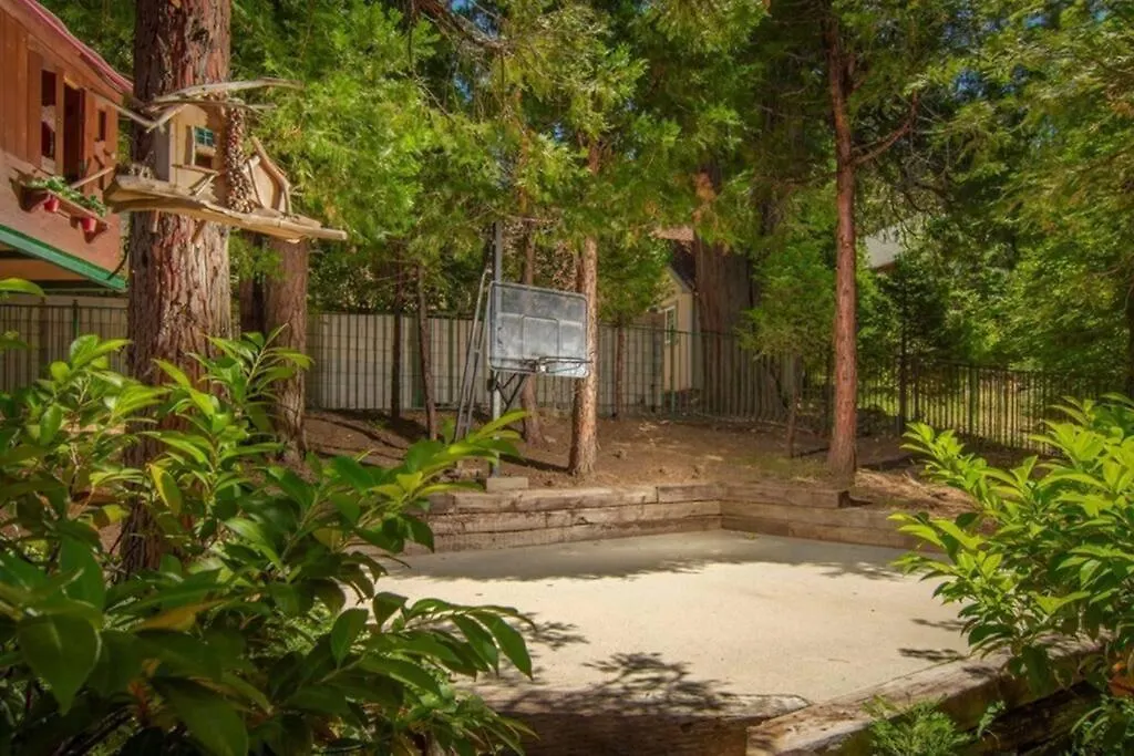 The Arrowhead Hideaway! Game + Bbq * Lake Arrowhead