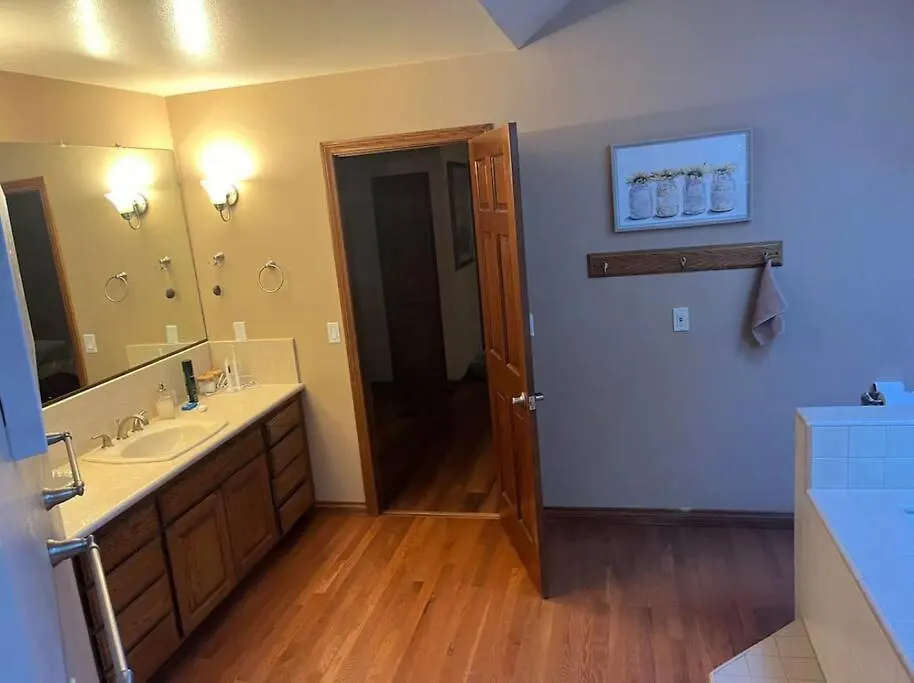 The Arrowhead Hideaway! Game + Bbq Lake Arrowhead