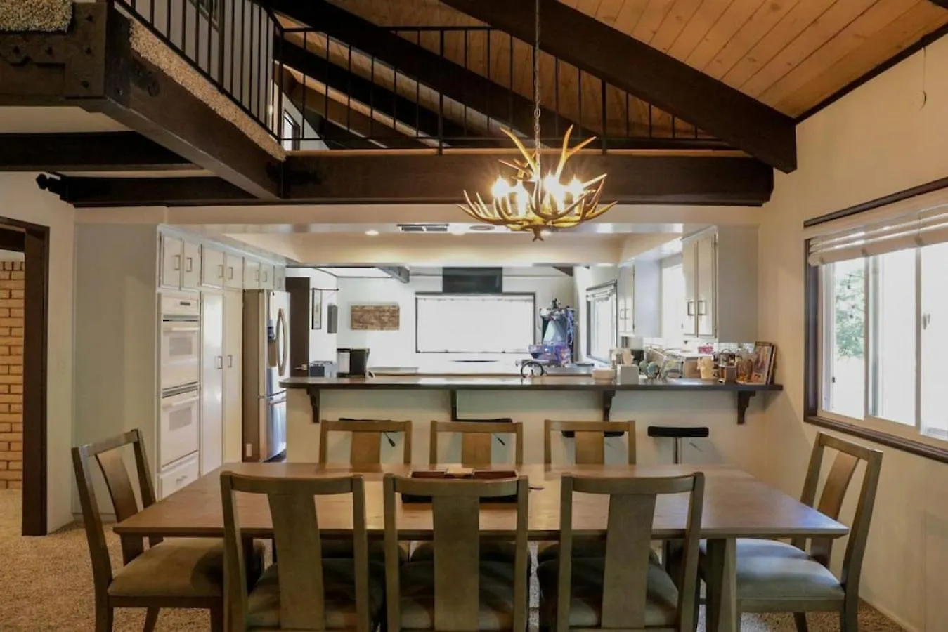 Arrowhead - Redesigned! Hot Tub ~ Walk To ~ Dog Friendly Apartment Lake Arrowhead