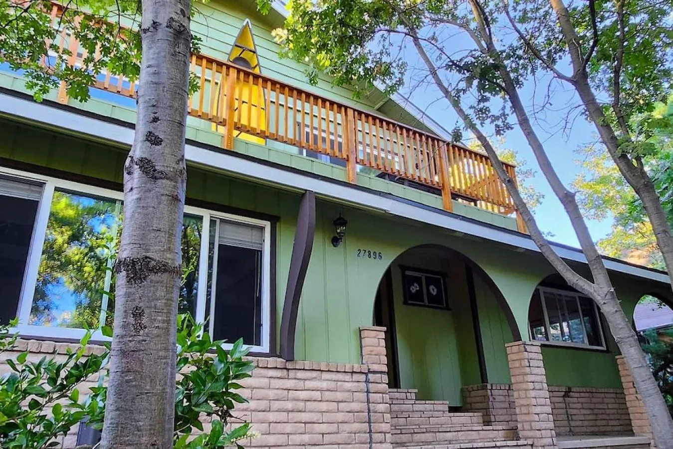 Apartment Arrowhead - Redesigned! Hot Tub ~ Walk To ~ Dog Friendly