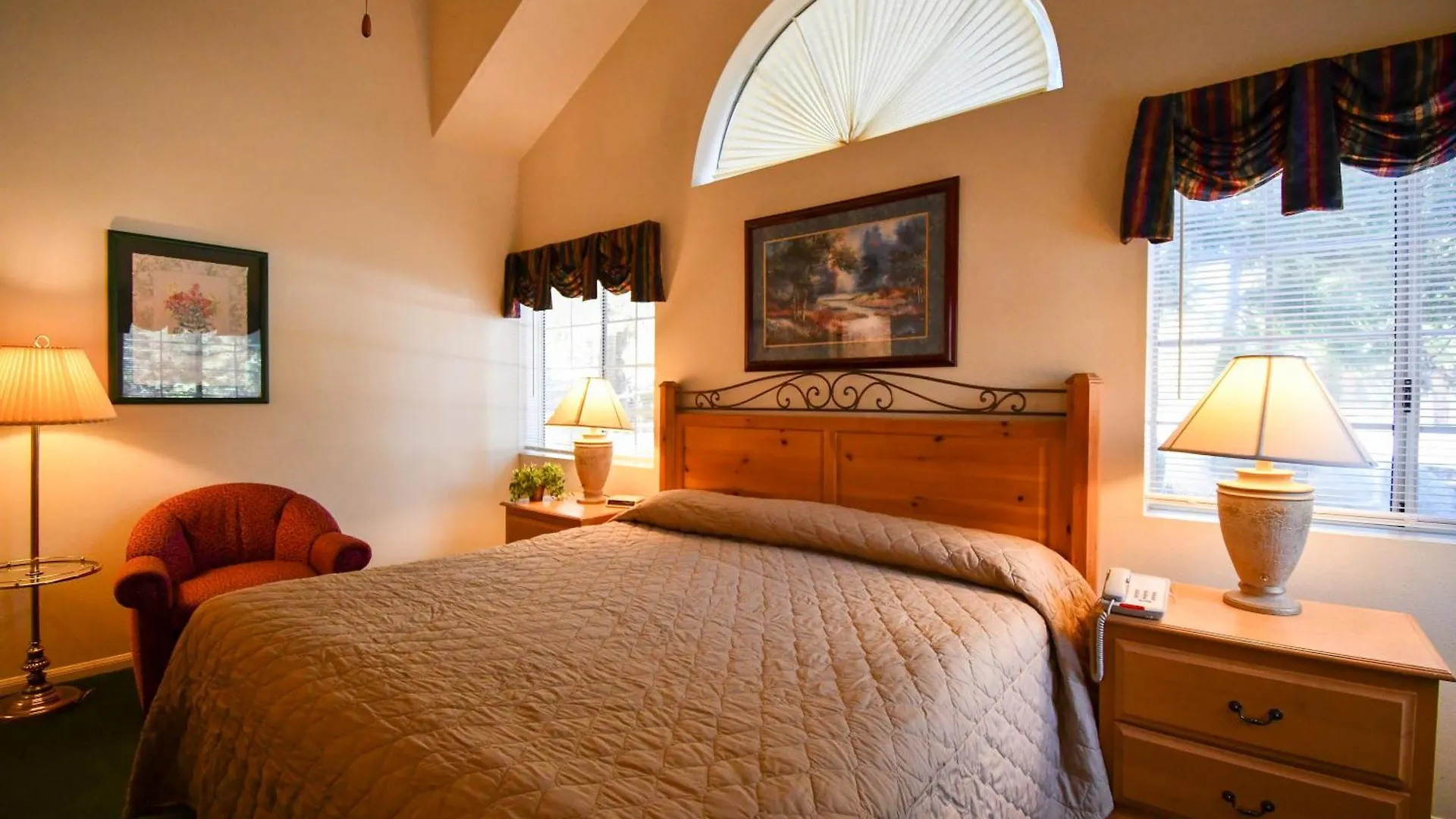 North Bay At Lake Arrowhead Hotel 2*