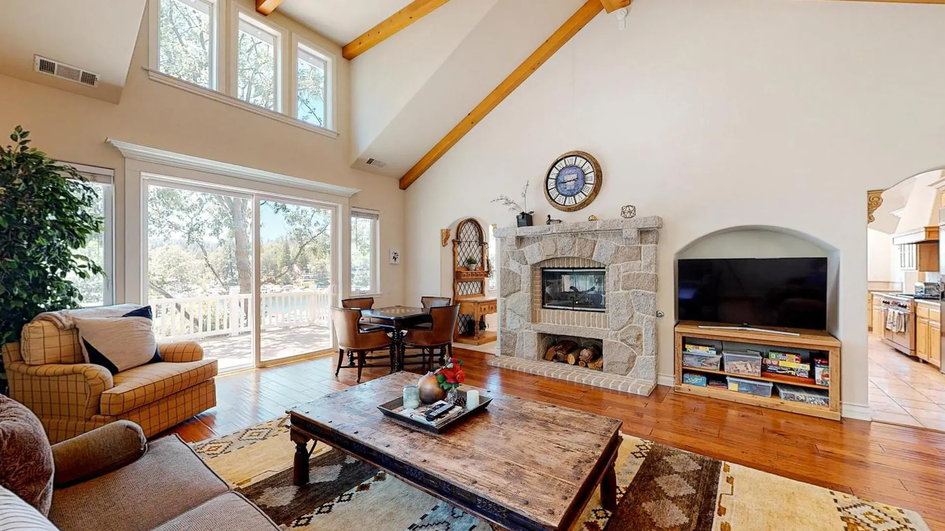 Bayfront Beauty Holiday home Lake Arrowhead