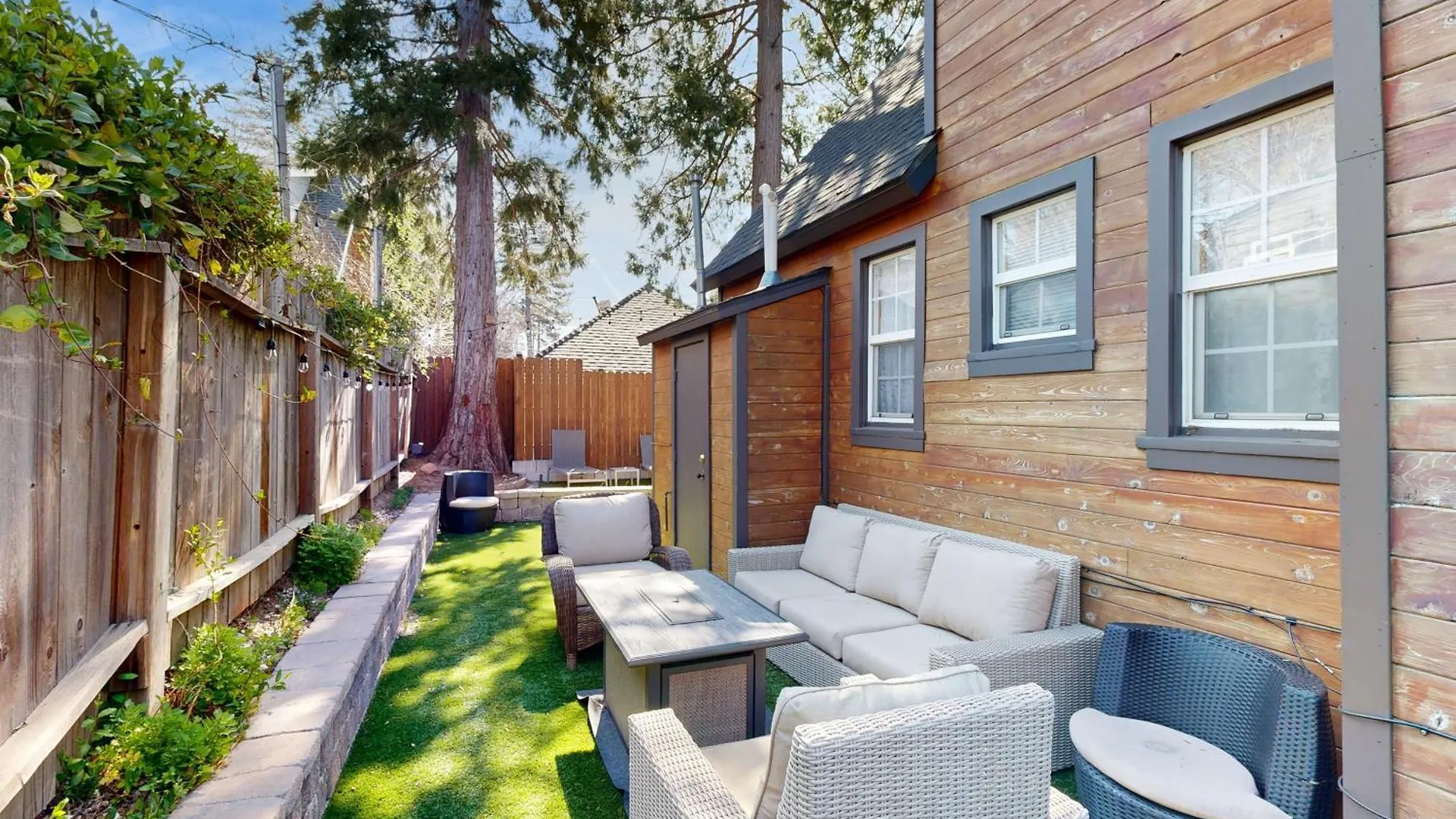 Heliotrope Hideaway