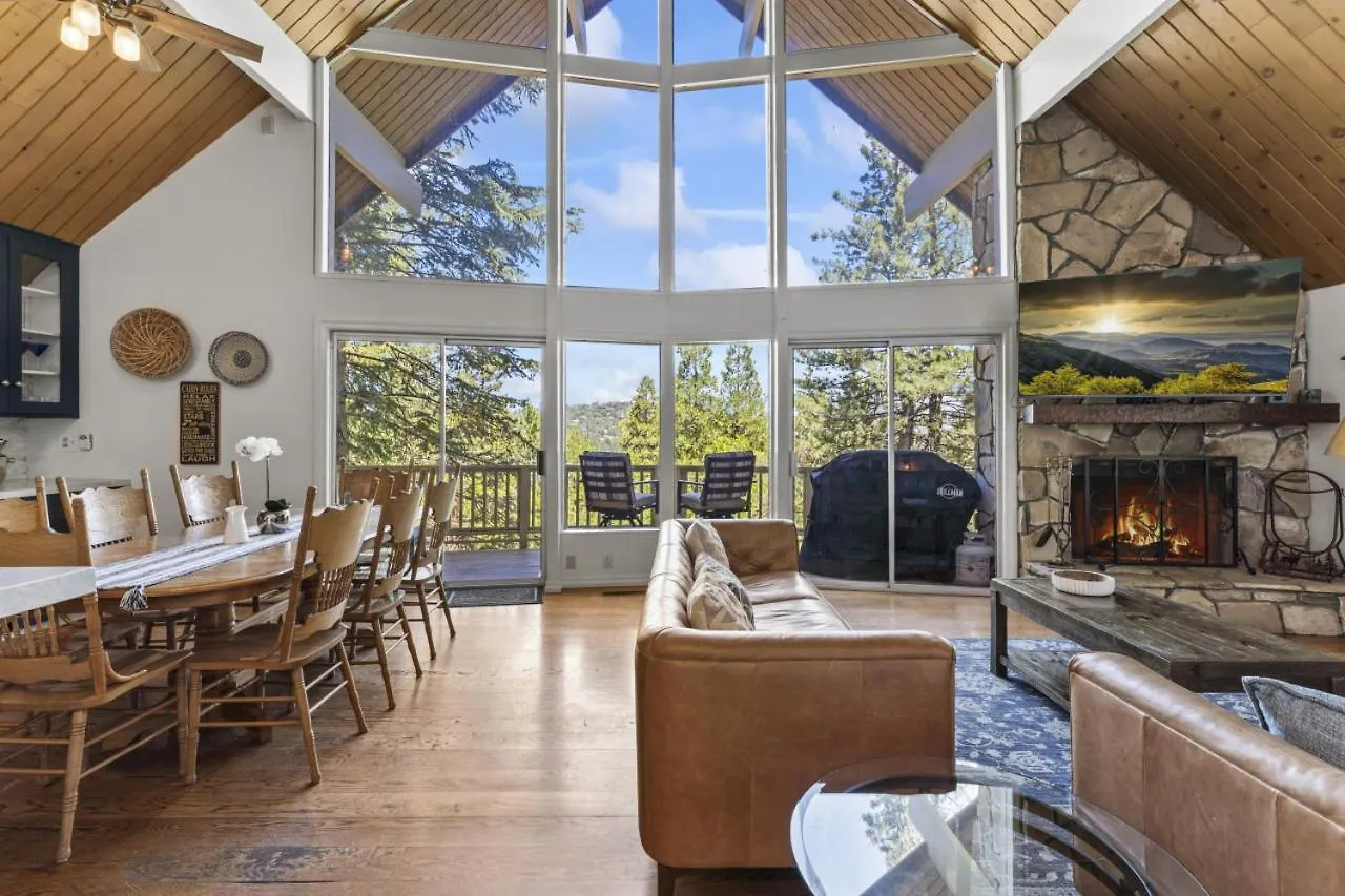 Luxe Mountain Retreat Village Close Game Ac Backs Up To Trails *