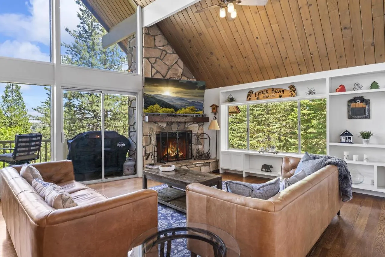 Luxe Mountain Retreat Village Close Game Ac Backs Up To Trails Holiday home