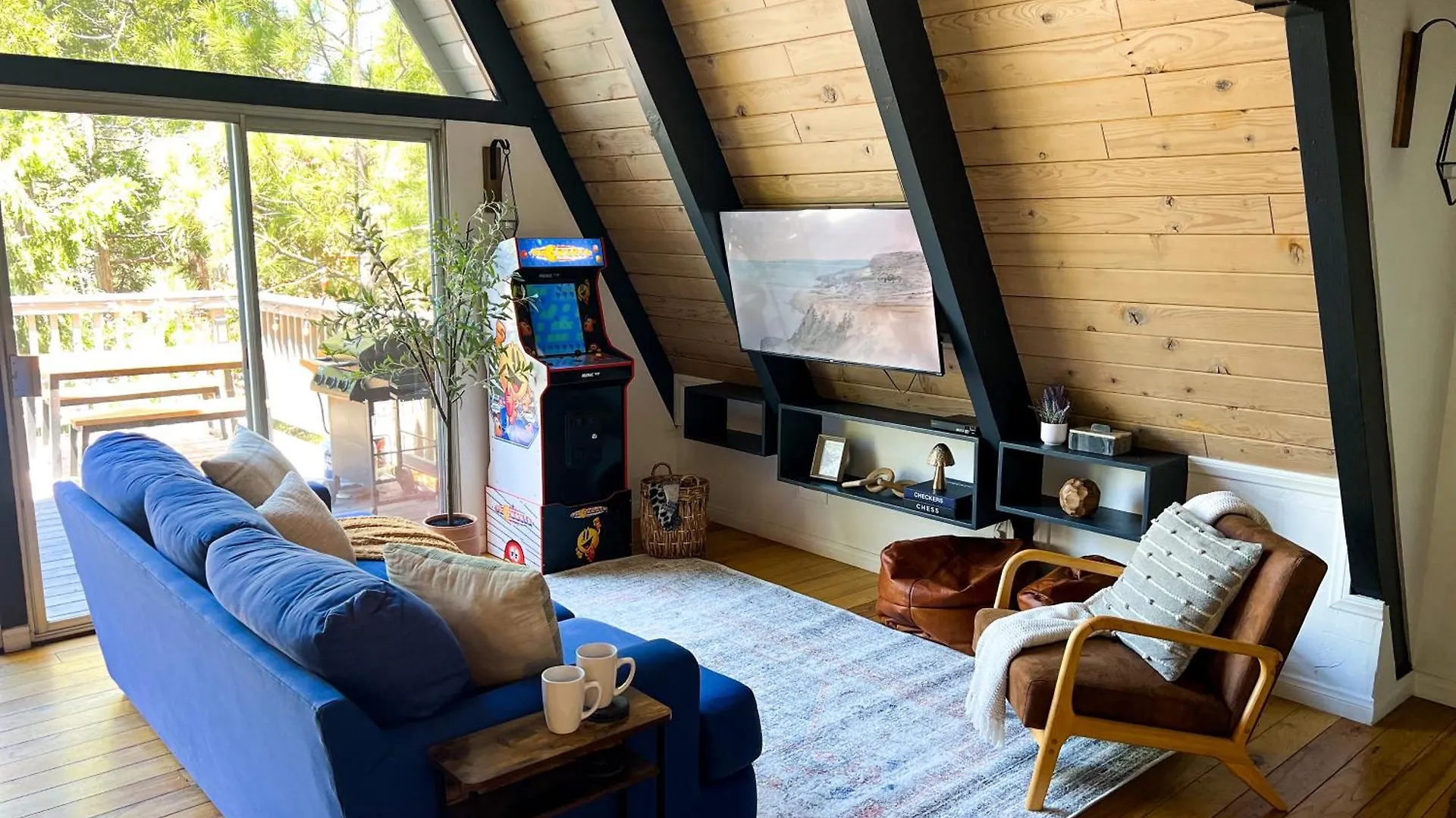 Arrowhead Cabin-hot Tub-family Friendly-arcade-fire Pit * Lake Arrowhead