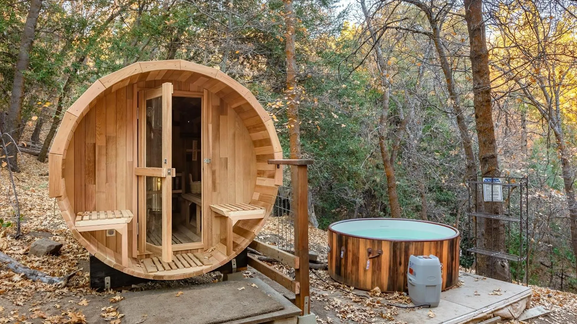 Holiday home Legacy Hideaway By Avantstay Deck Hot Tub