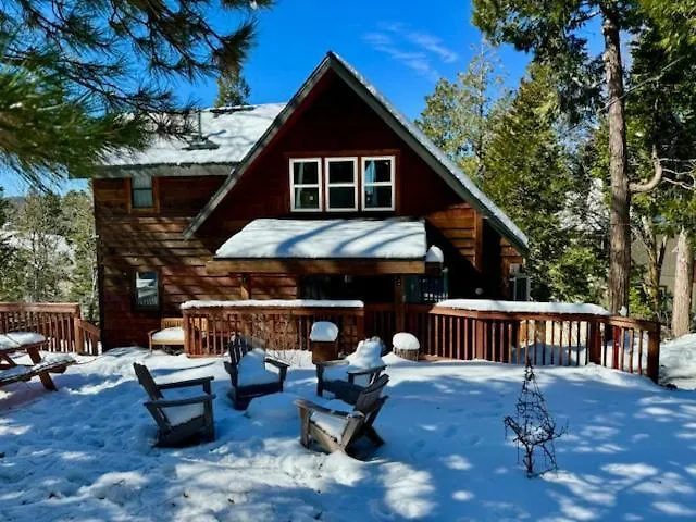 Arrowhead Cabin-hot Tub-family Friendly-arcade-fire Pit Holiday home *