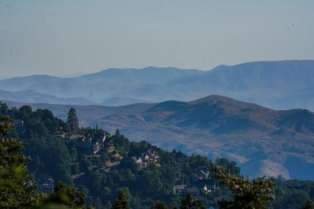 Bear Springs Holiday home Lake Arrowhead