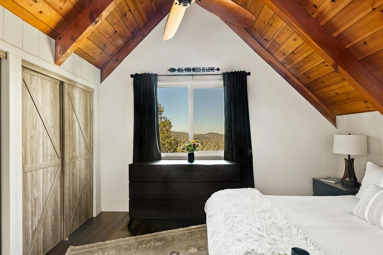 Dağ evi Romantic & Family Friendly In The Woods Lake Arrowhead