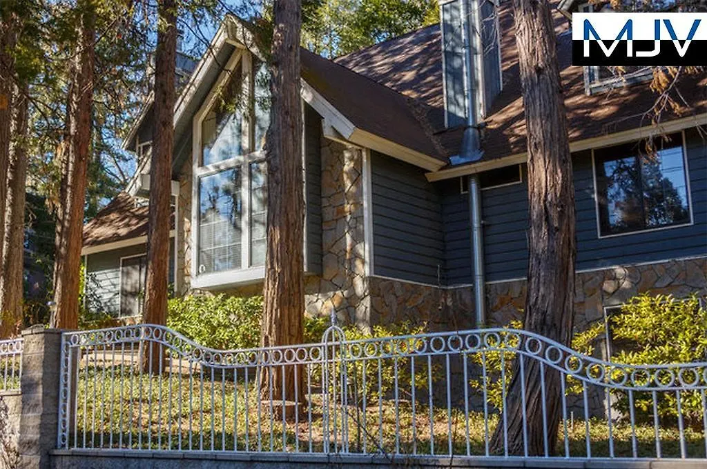 Chateau Bernina Lake Arrowhead