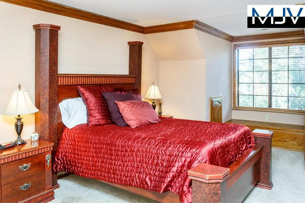 Chateau Bernina Holiday home Lake Arrowhead