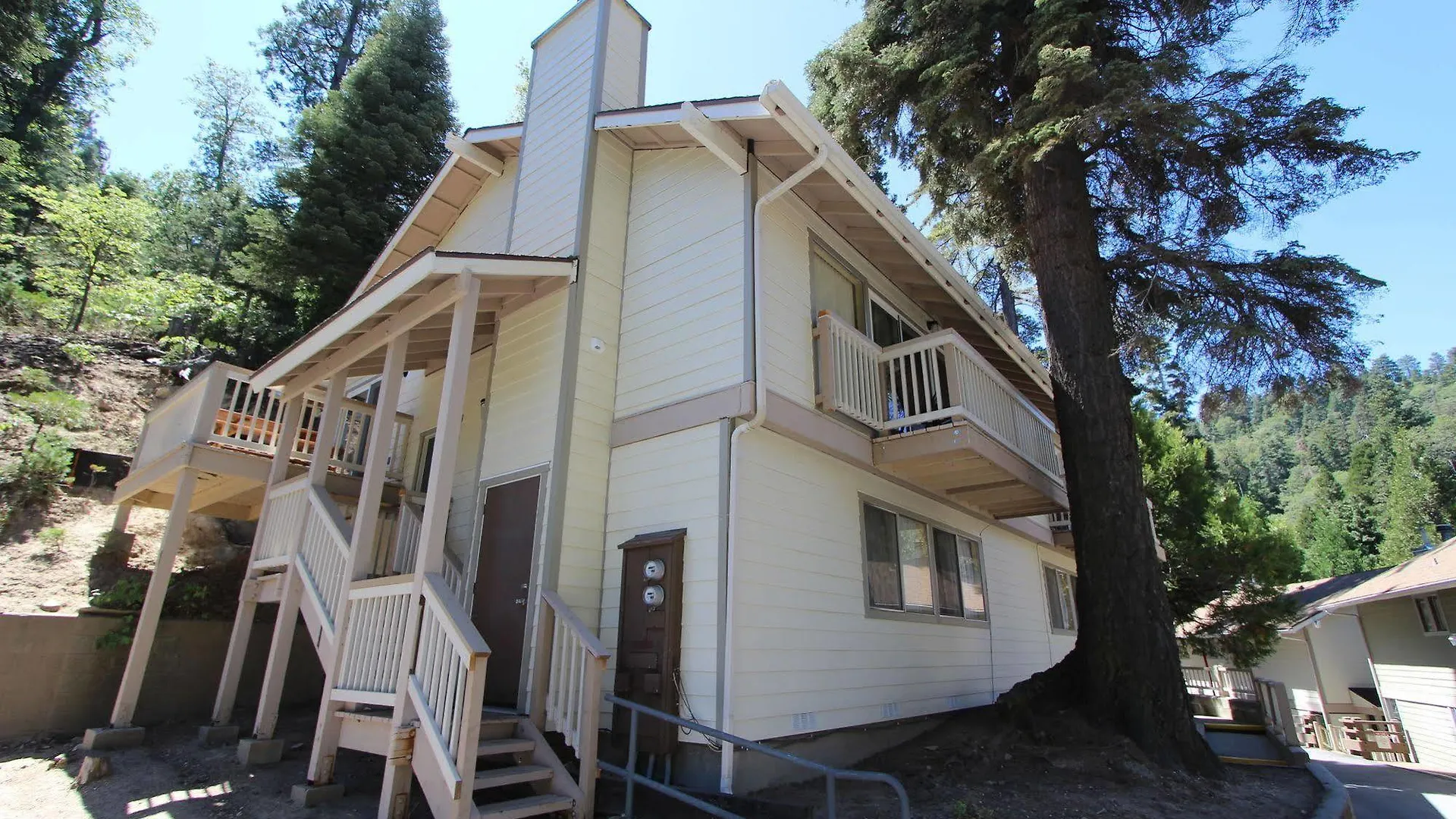 Chalets, A Vri 度假居
